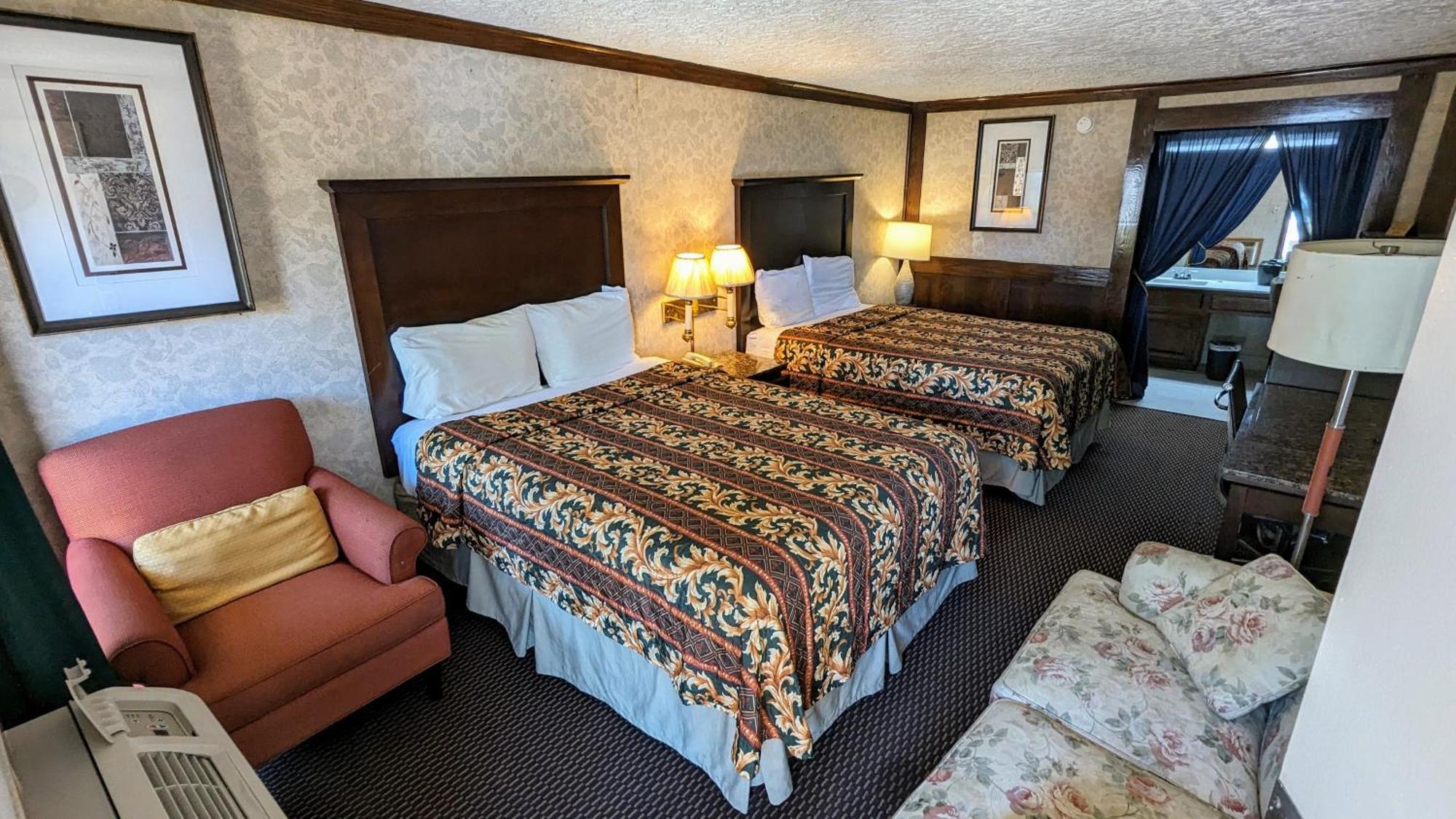 Edelweiss Motel 2*