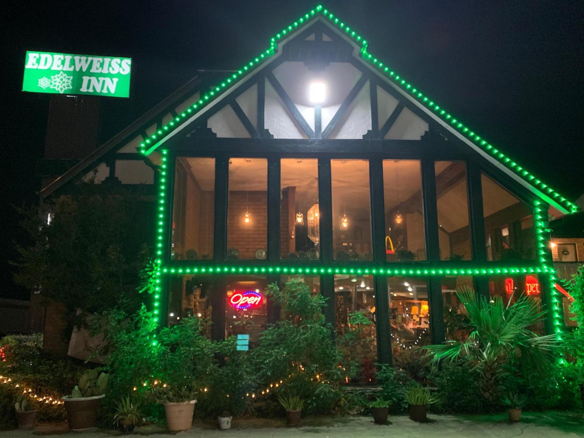 Edelweiss Motel 2*
